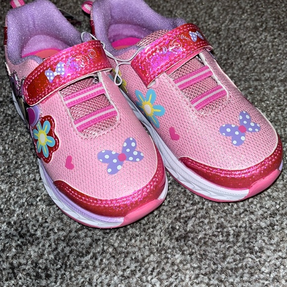Nwt Minnie Mouse toddler girl sneakers - Picture 1 of 7